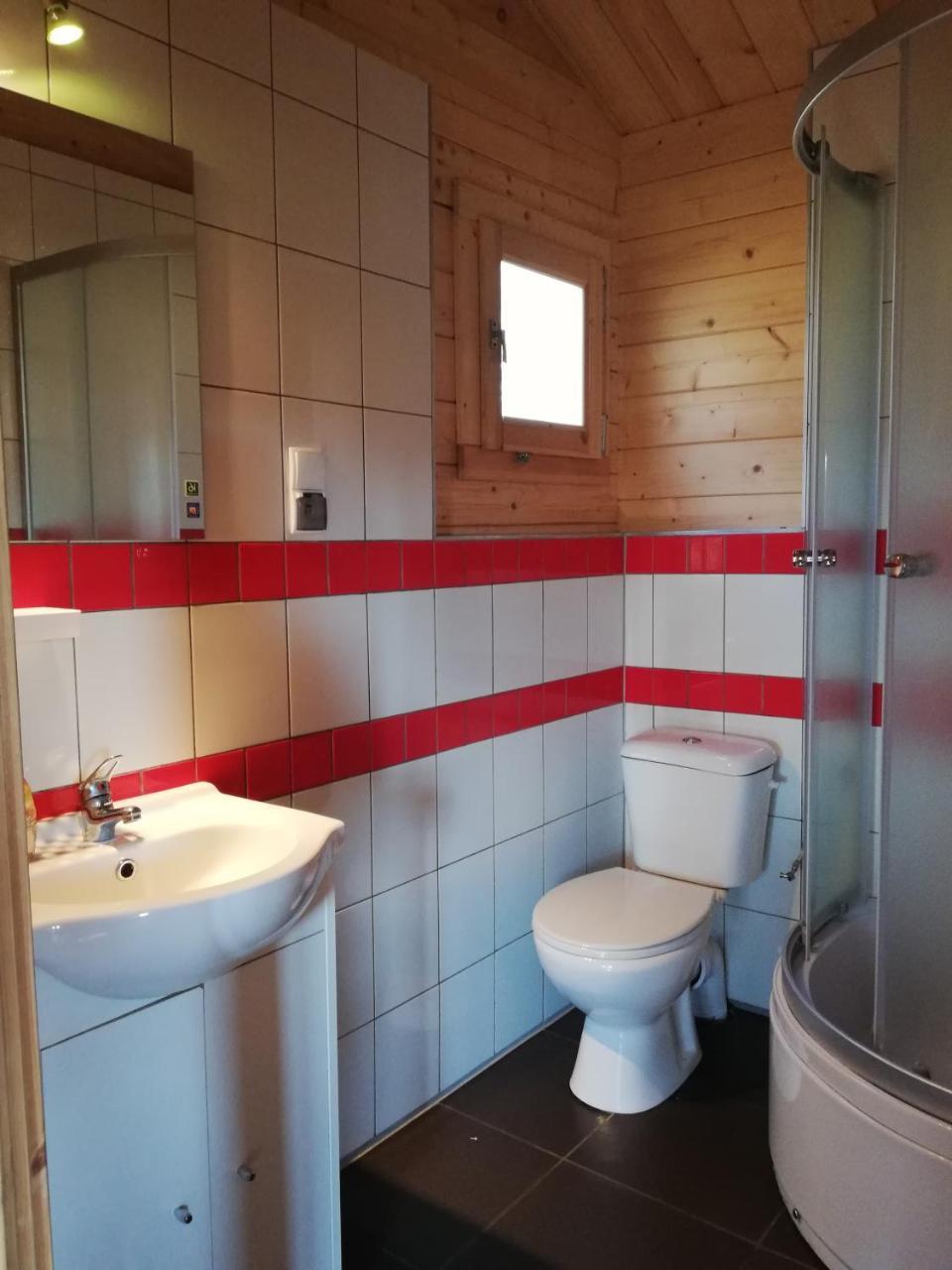 Hotel Osrodek Wypoczynkowy Nad Brda à Tuchola Extérieur photo